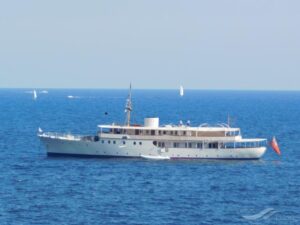 Yacht - Malahne